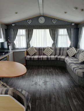 Golden palm 8 berth chapel saint leanords, ingoldmells, skegness caravan